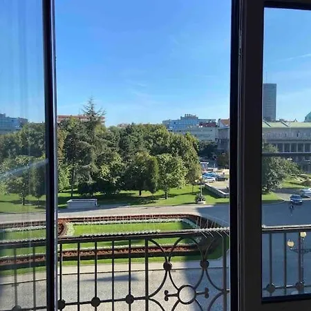 Grand Residency Luksuzan Stan U Centru Grada Apartman